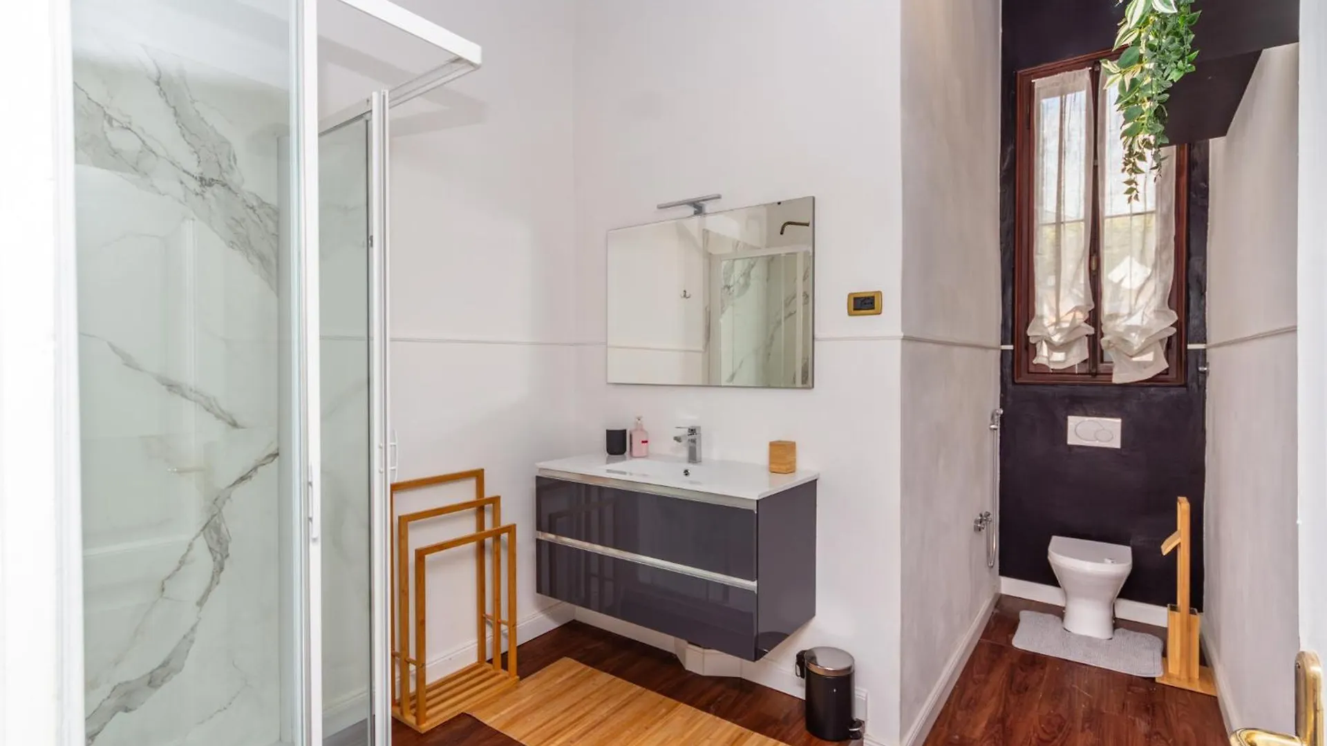 Opera Venice Apartment Mestre 0*,